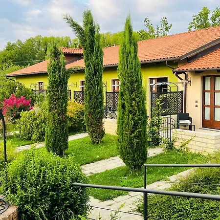 Çiftlik konaklama Da Mamma Alba (Piedmont)